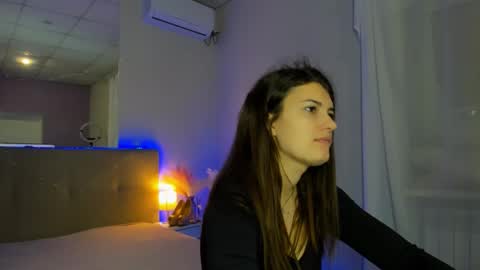 Laura online show from 26, 11, 2025