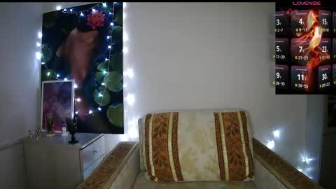 Laura  Nelson online show from 15, 4, 2026