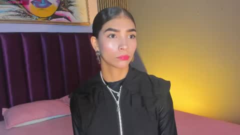 Snapshot of laura_aristizabal_19 chatting on 10, 6, 2026 Laura online show from 10, 6, 2026