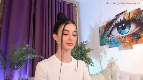 Snapshot of laura_coy chatting on 3, 6, 2026 Laura online show from 3, 6, 2026