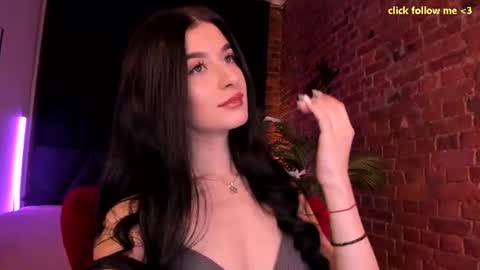Snapshot of laura_coy chatting on 23, 7, 2026 Laura online show from 23, 7, 2026