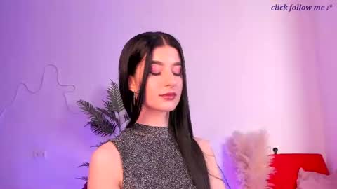 Snapshot of laura_coy chatting on 28, 7, 2026 Laura online show from 28, 7, 2026