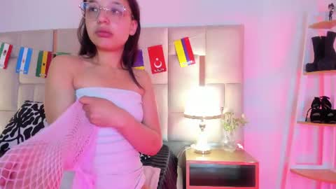 Snapshot of laura_dicardy chatting on 30, 6, 2026 laura_dicardy online show from 30, 6, 2026