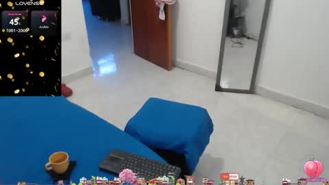 laura_foxx2379 online show from 17, 2, 2026