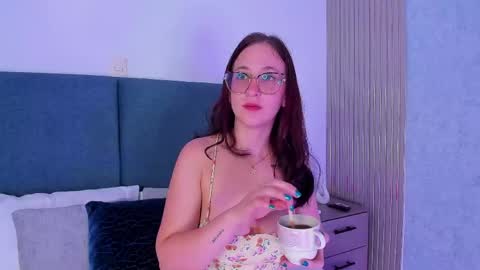 LauraIvy online show from 24, 4, 2026