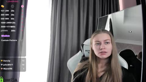 Laura online show from 21, 12, 2025