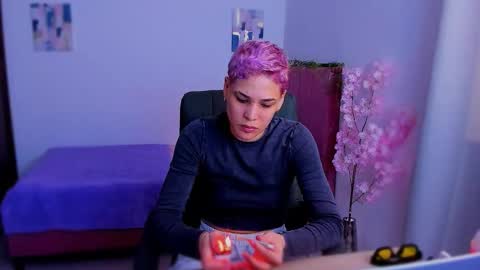 Laura Rose online show from 5, 12, 2025