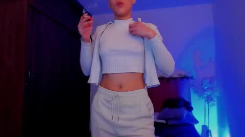 Laura Rose online show from 7, 1, 2026