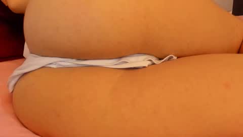 LAURA SOE online show from 22, 12, 2025