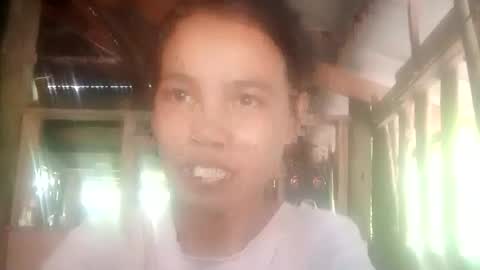 Snapshot of laura_sweet063 chatting on 15, 7, 2026 Laura online show from 15, 7, 2026
