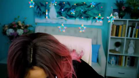 lauradavidsons online show from 2, 10, 2025