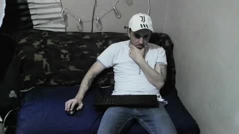 Snapshot of lauradecuada2 chatting on 3, 5, 2026 lauradecuada2 online show from 3, 5, 2026