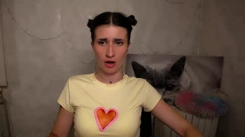 Snapshot of lauradre_ chatting on 20, 5, 2026 Laura online show from 20, 5, 2026