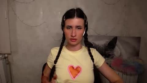 Snapshot of lauradre_ chatting on 23, 5, 2026 Laura online show from 23, 5, 2026