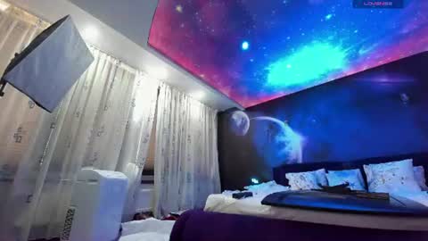 Snapshot of laurajinxxx chatting on 17, 6, 2026 LauraJinx online show from 17, 6, 2026