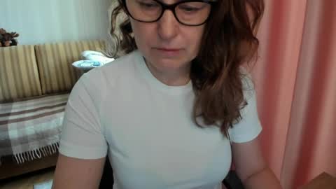 Lauraoven1 online show from 27, 3, 2026