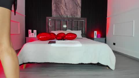 Lauren Weels online show from 14, 2, 2026