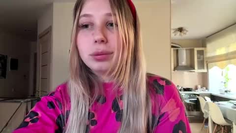 Chrissy online show from 24, 4, 2026