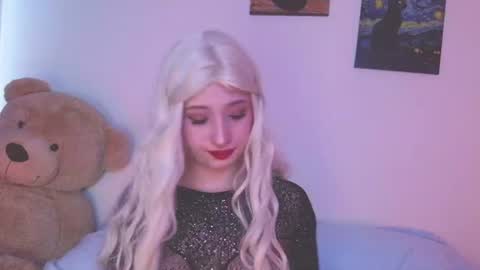 Snapshot of laurem_goddess chatting on 13, 7, 2026 Laurem online show from 13, 7, 2026