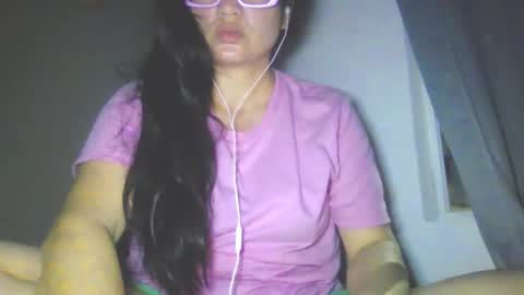 Snapshot of laurengirls1 chatting on 3, 3, 2026 onlyfan laureng7 - 7 laureng2 online show from 3, 3, 2026