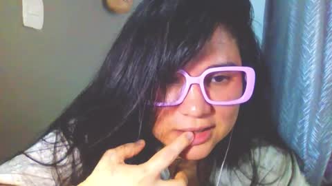 Snapshot of laurengirls1 chatting on 6, 3, 2026 onlyfan laureng7 - 7 laureng2 online show from 6, 3, 2026
