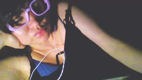 Snapshot of laurengirls1 chatting on 17, 3, 2026 onlyfan laureng7 - 7 laureng2 online show from 17, 3, 2026