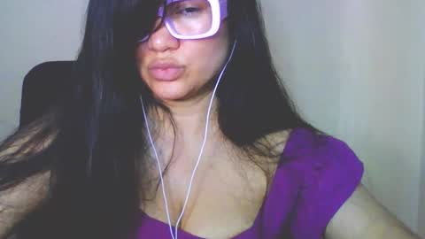 Snapshot of laurengirls1 chatting on 24, 3, 2026 onlyfan laureng7 - 7 laureng2 online show from 24, 3, 2026