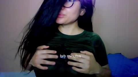 Snapshot of laurengirls1 chatting on 26, 3, 2026 onlyfan laureng7 - 7 laureng2 online show from 26, 3, 2026