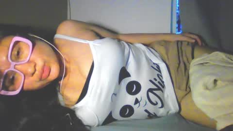 Snapshot of laurengirls1 chatting on 27, 3, 2026 onlyfan laureng7 - 7 laureng2 online show from 27, 3, 2026