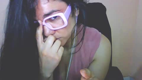 Snapshot of laurengirls1 chatting on 30, 3, 2026 onlyfan laureng7 - 7 laureng2 online show from 30, 3, 2026