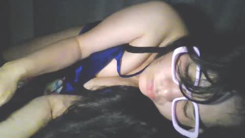 Snapshot of laurengirls1 chatting on 7, 4, 2026 onlyfan laureng7 - 7 laureng2 online show from 7, 4, 2026