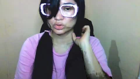 Snapshot of laurengirls1 chatting on 11, 4, 2026 onlyfan laureng7 - 7 laureng2 online show from 11, 4, 2026