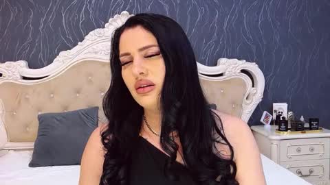 Laura online show from 28, 3, 2026