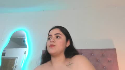 Snapshot of laurenlaine99 chatting on 10, 5, 2026 laurenlaine online show from 10, 5, 2026