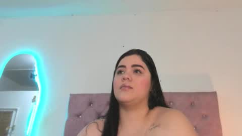 Snapshot of laurenlaine99 chatting on 11, 5, 2026 laurenlaine online show from 11, 5, 2026