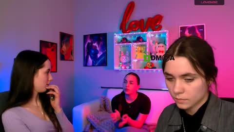 Laure online show from 25, 3, 2026