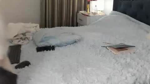 Snapshot of laurent_jones chatting on 9, 1, 2026 daniela angel online show from 9, 1, 2026