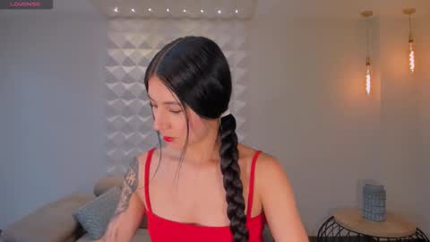 Lau  online show from 9, 11, 2025