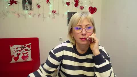 Snapshot of laurenwishy chatting on 5, 2, 2026 Lauren online show from 5, 2, 2026