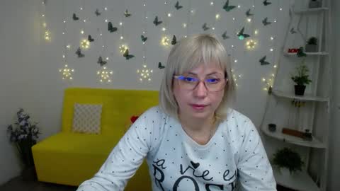 Snapshot of laurenwishy chatting on 2, 3, 2026 Lauren online show from 2, 3, 2026