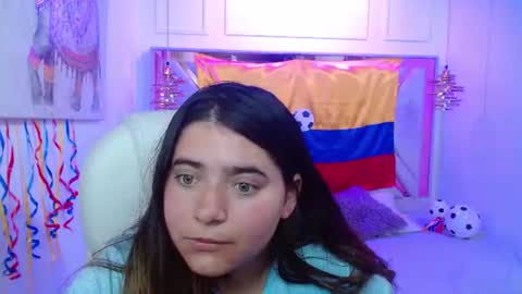 Snapshot of laurha_ chatting on 1, 7, 2026 laura online show from 1, 7, 2026
