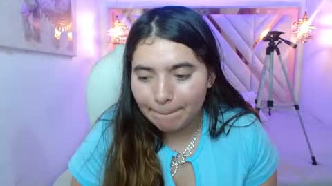Snapshot of laurha_ chatting on 20, 7, 2026 laura online show from 20, 7, 2026
