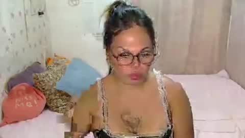 Snapshot of laurice_hooter69 chatting on 12, 7, 2026 Dallas Hooter Edmonson online show from 12, 7, 2026