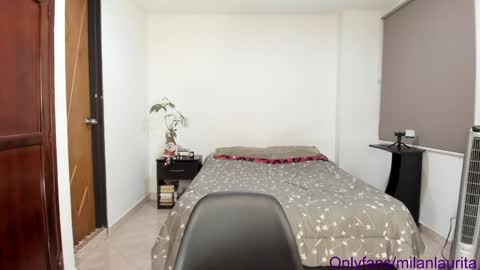laura   online show from 29, 12, 2024
