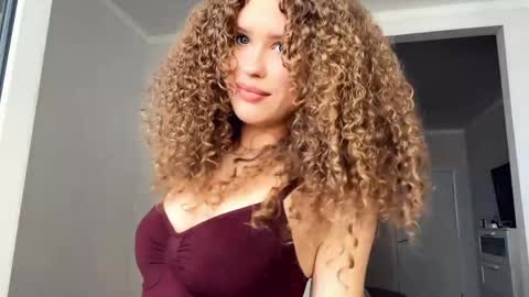 Snapshot of lavadahazeltine chatting on 30, 5, 2026 Elin online show from 30, 5, 2026
