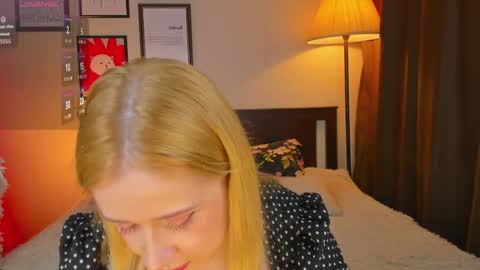Snapshot of lavender_tender chatting on 5, 5, 2026 Lav online show from 5, 5, 2026