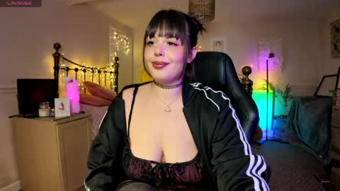 Snapshot of lavenderrzz19 chatting on 30, 5, 2026 Lavenderrzz online show from 30, 5, 2026