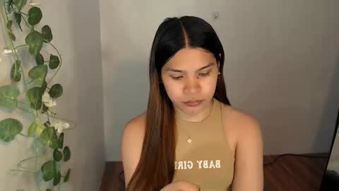 lavenia487426 online show from 14, 1, 2026