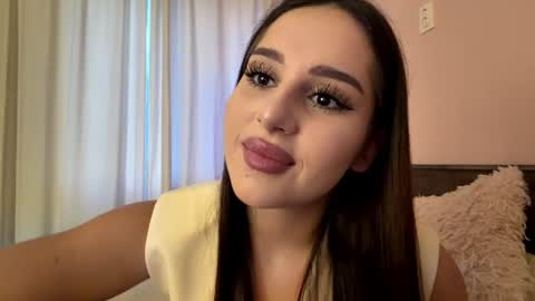 Leyla online show from 4, 7, 2026