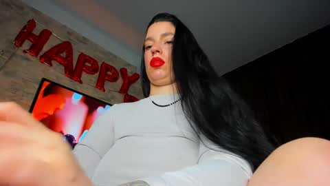 LayaMoon online show from 9, 9, 2025